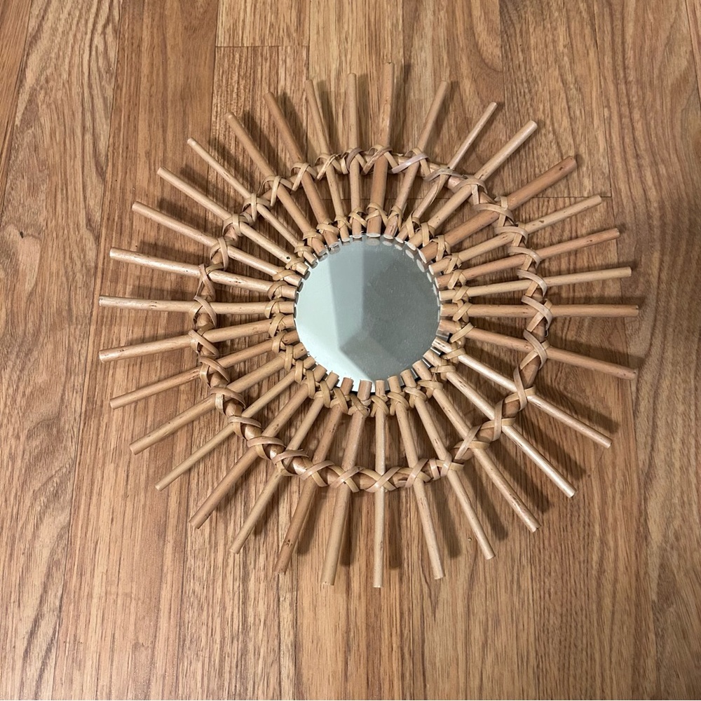 ‼️Small Rattan Circle Mirror‼️